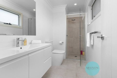 Modern Townhouse In The Heart Of Adamstown - Mackay Tourism 2