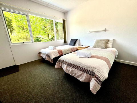 Mount Beauty Motor Inn - Mackay Tourism 2