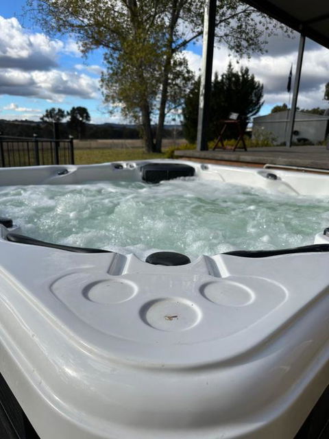 Mudgee Farm Stay - Mackay Tourism 2
