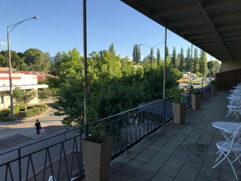 Myrtleford Hotel - Mackay Tourism 0