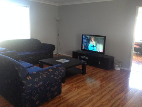 Mystic Blue And Green Meadow - Mackay Tourism 1