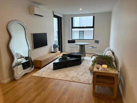 NEW BOUTIQUE 1bd Apt - Mackay Tourism 0