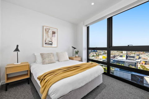NEW Sensational Southbank Lux - Mackay Tourism 1