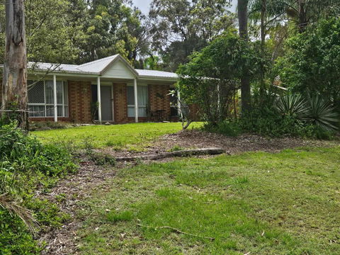 Newly Renovated & Tranquil Surrounds - Mackay Tourism 1