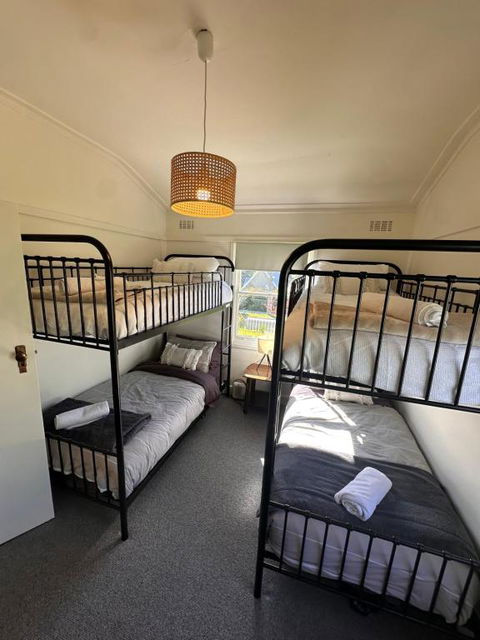 Mount Beauty 3BR Home - Mackay Tourism 1