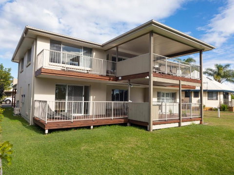 NRMA Forster Tuncurry - Mackay Tourism 0