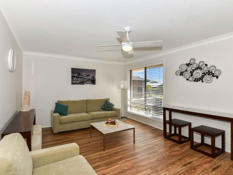 Noraville Summer House - Mackay Tourism 3