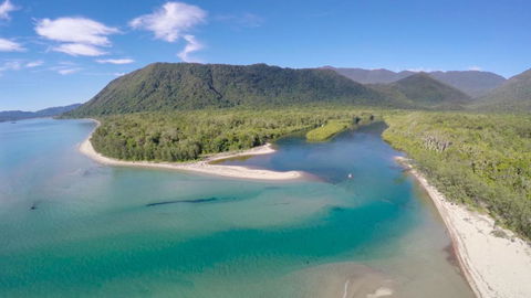 Noah Creek Eco Huts - Mackay Tourism 0