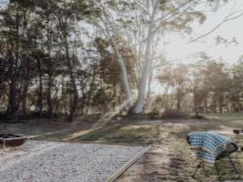 Noosa Tiny Home - Mackay Tourism 1