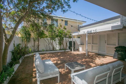 NOR214 - Northstead Coastal Charm - Mackay Tourism 0