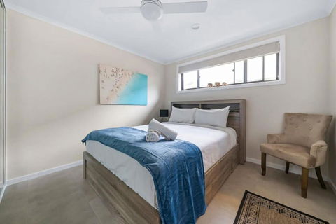 Oak Retreat Bliss By The Beach - Mackay Tourism 3