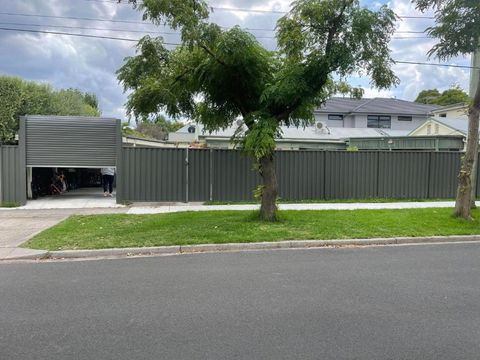 Oakleigh Private Unit - Mackay Tourism 1