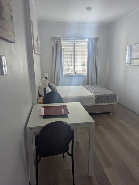 Ocean Drive Motel - Mackay Tourism 1