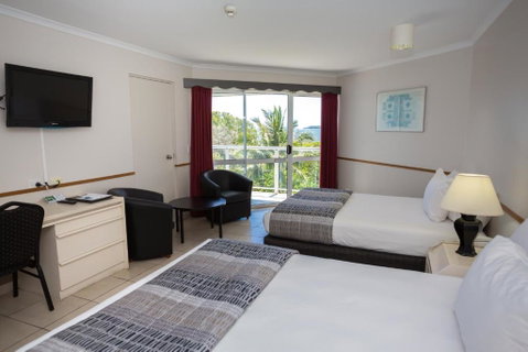 Ocean International Hotel - Mackay Tourism 2