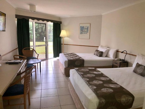 Ocean International Hotel - Mackay Tourism 1