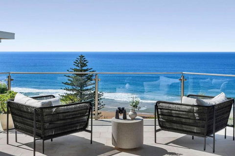 Ocean Lux - Mackay Tourism 0