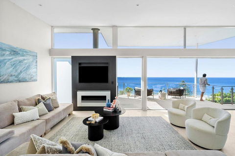 Ocean Lux - Mackay Tourism 2
