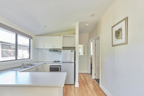 NRMA Sydney Lakeside Holiday Park - Mackay Tourism 3