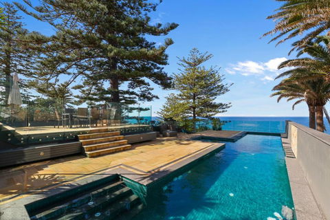 Ocean Vistas Spectacular Beach Coastal Views - Mackay Tourism 0