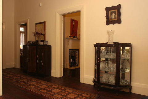 Old Parkes Convent - Mackay Tourism 2