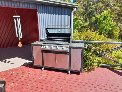 Old School Rocky Cape Guesthouse - Mackay Tourism 1