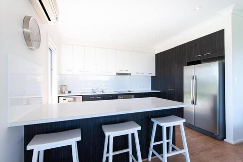 On Seascape - Mackay Tourism 1