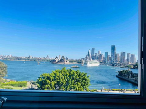 Opera & Harbour Bridge View Penthouse (3 Rooms) - Mackay Tourism 3