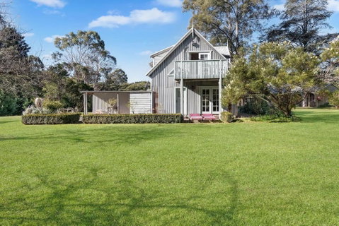Orchard Cottage Alpine Southern Highlands - Mackay Tourism 0