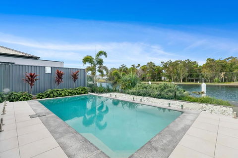 OSPREY ISLAND RETREAT - Mackay Tourism 2
