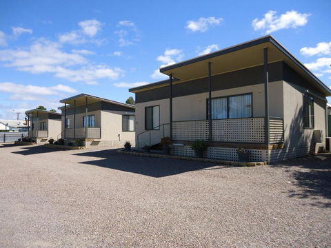 Oval Motel - Murray Bridge - Mackay Tourism 0