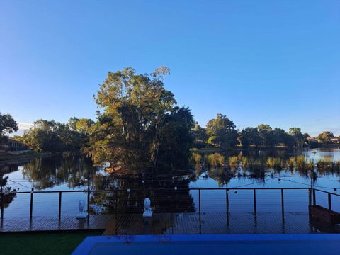 Paradise On The Lakes Escape - Mackay Tourism 1