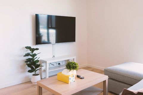 Patio Mt View 1BR Apt In CBD Near ANU And Museum With Free Parking And WiFi - Mackay Tourism 1
