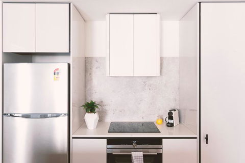 Patio Mt View 1BR Apt In CBD Near ANU And Museum With Free Parking And WiFi - Mackay Tourism 2