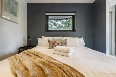Peaceful 2 Bedroom Unit With Free Parking - Mackay Tourism 2
