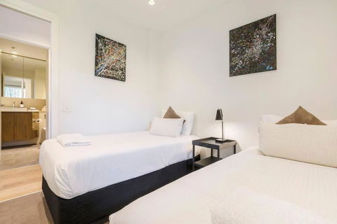 Peaceful 2 Bedroom Unit With Free Parking - Mackay Tourism 3