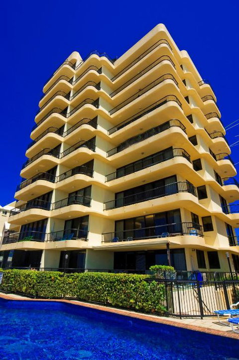 Pelican Sands Beach Resort - Mackay Tourism 2