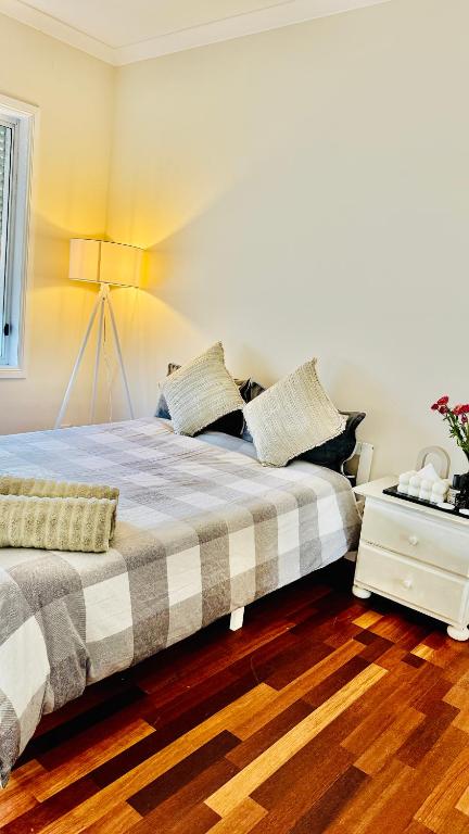 Perfect Peacefully Room In Melbourne - Mackay Tourism 2