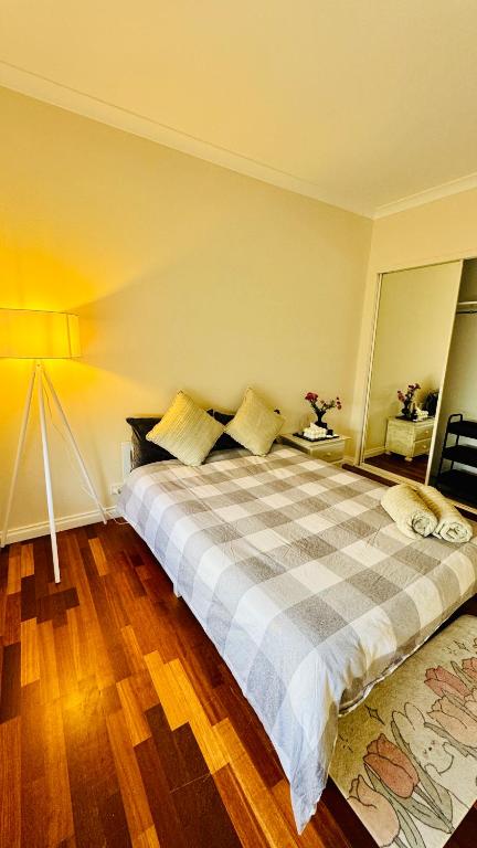 Perfect Peacefully Room In Melbourne - Mackay Tourism 0