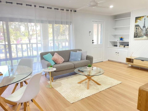 Pet Friendly Home In Albury - Mackay Tourism 0