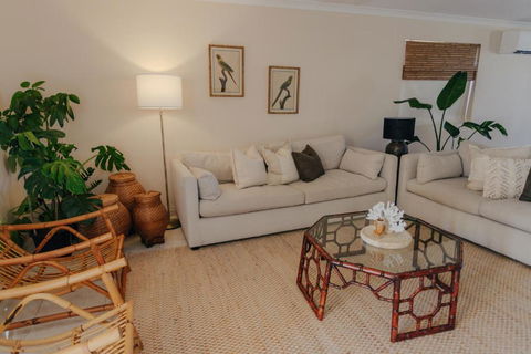 Pet Friendly Townhouse - Mackay Tourism 1