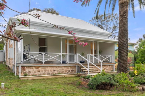 Piambong House - Mackay Tourism 0