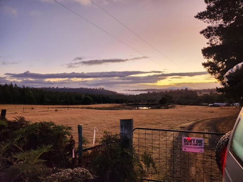 Pine Edge Heights By Tiny Away - Mackay Tourism 2