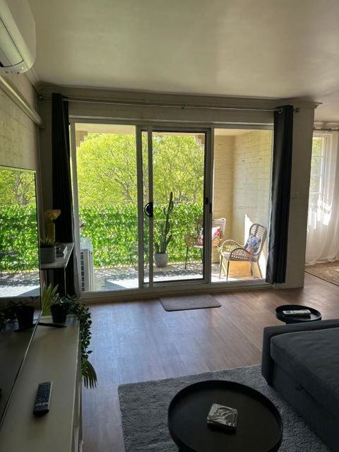 Plush 2 Bedroom Apartment Kingston - Mackay Tourism 2