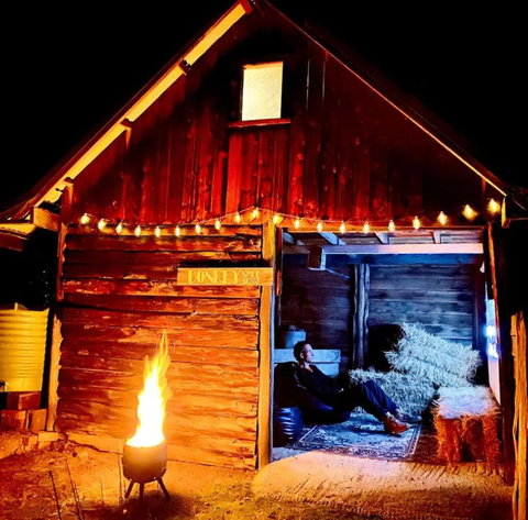 Poets Ode Featuring The Donkey Shed Theatre - Mackay Tourism 2