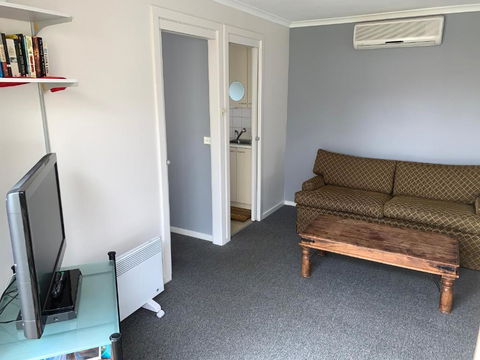 Portarlington Holiday Apartment - Mackay Tourism 2