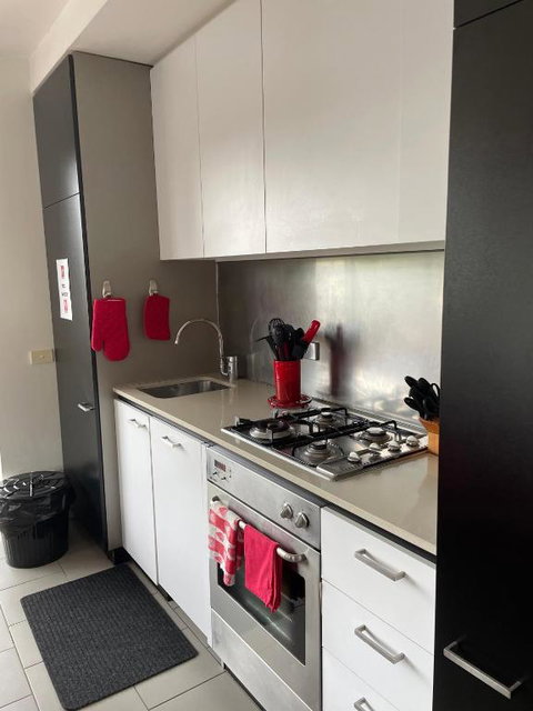 Radiance - Chic Fitzroy Street Apartment - Mackay Tourism 2
