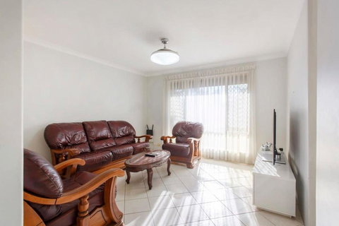 Private Room In St James - Mackay Tourism 1