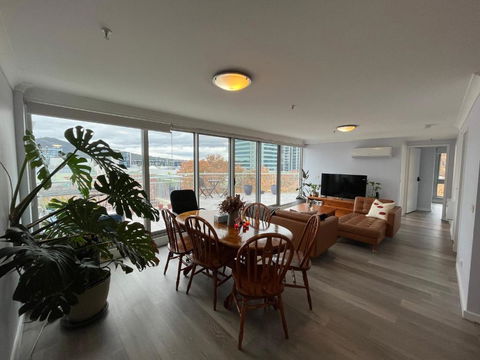 Private Room With Ensuite In The CBD - Mackay Tourism 0