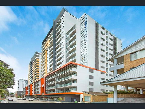 Private Room With Shared Washroom Only In 3bhk Apartment - Mackay Tourism 0