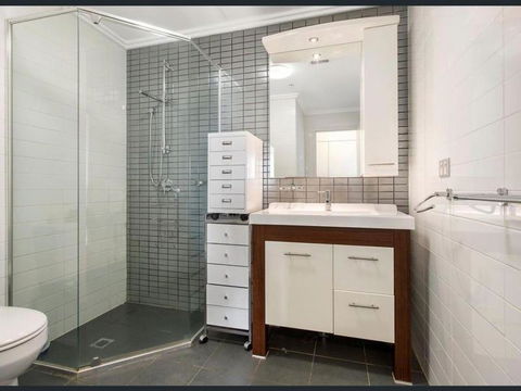 Private Room With Shared Washroom Only In 3bhk Apartment - Mackay Tourism 2